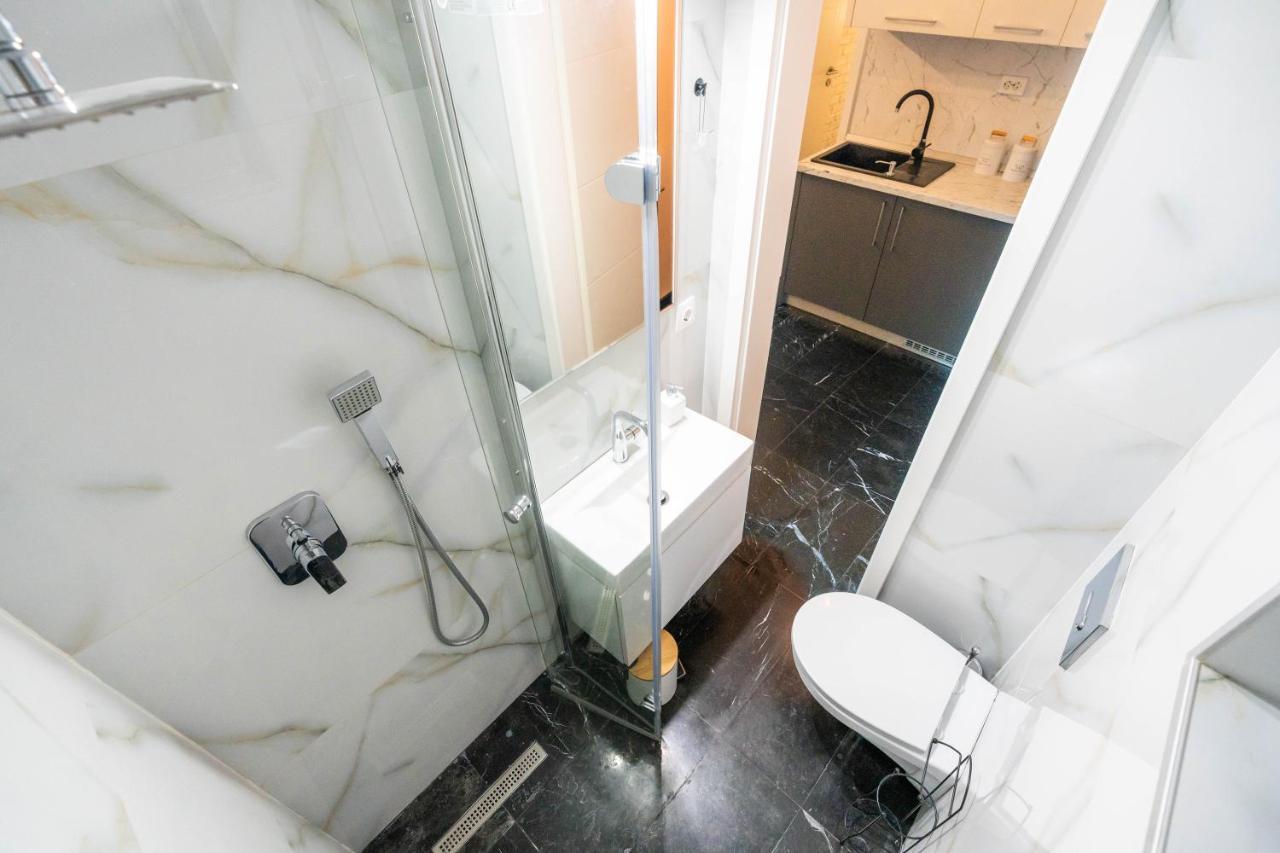 Guest Studio Appartement Braşov Buitenkant foto